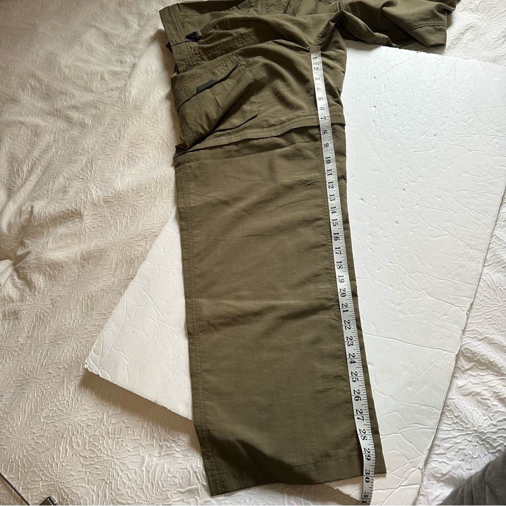 Columbia Men’s Olive Performance Fishing Gear Zip Convertible Pants- Size Large - Picture 5 of 14